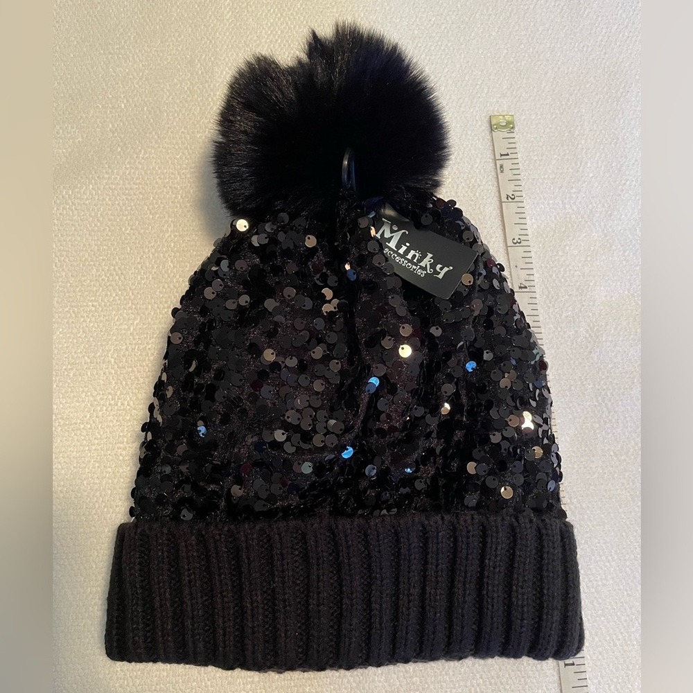 Winter Hat. Black With Sequins And A Fuzzy Pom Pom. Women’s. NWT - Picture 8 of 9